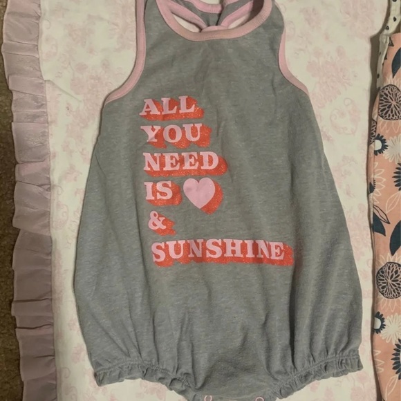 Romper bundle - Picture 2 of 3